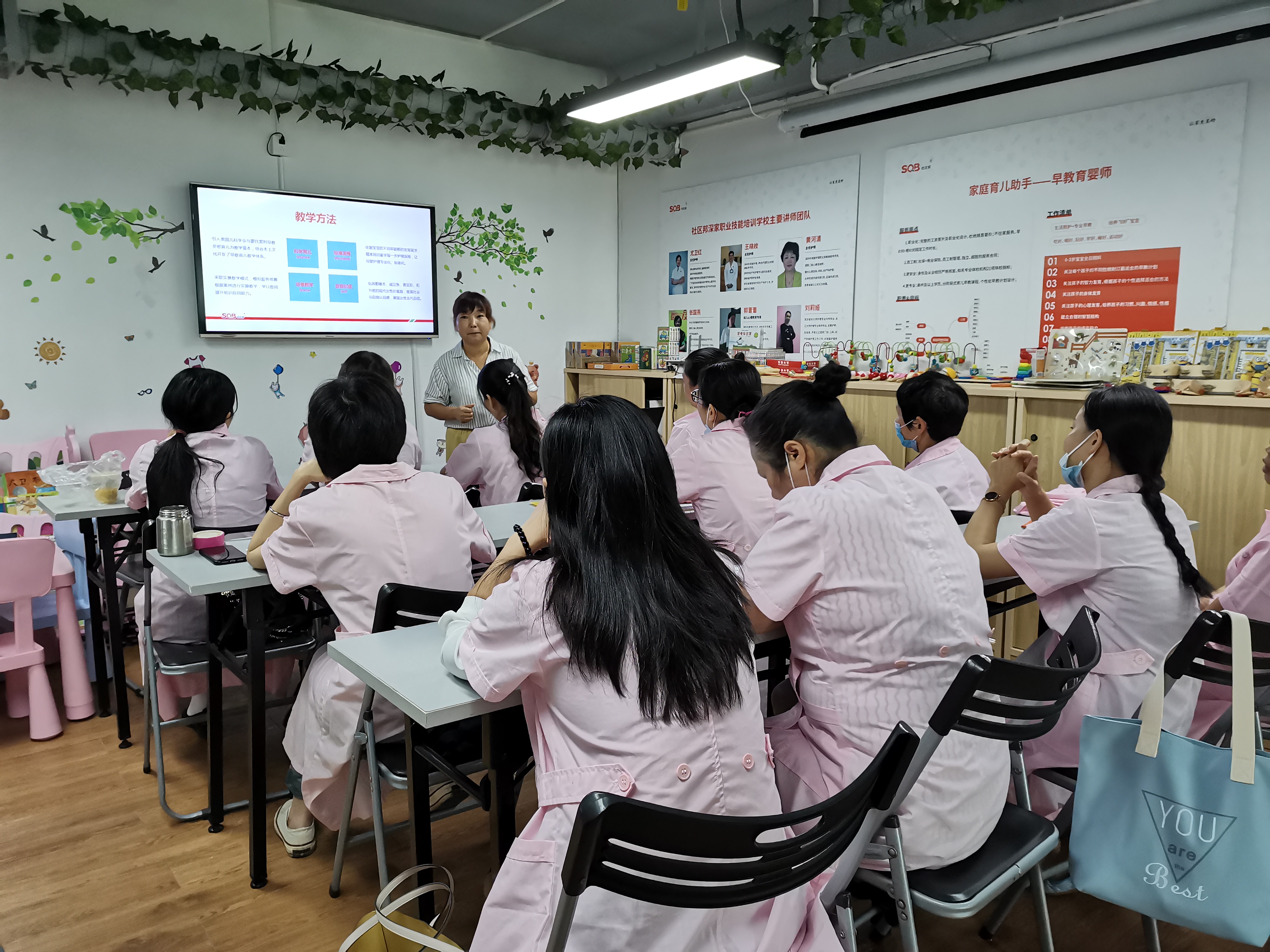 2022年深圳育嬰師證報名官網(wǎng)在哪里？育嬰師如何提高考試通過率？